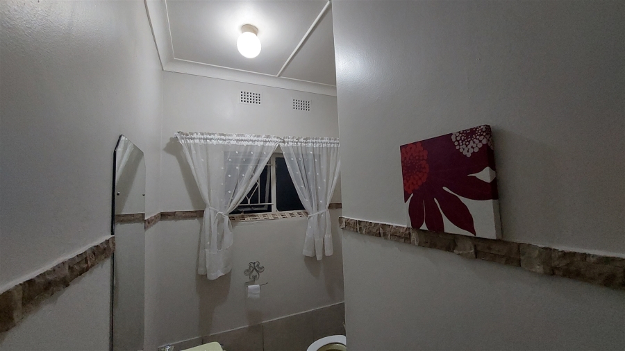 5 Bedroom Property for Sale in Protea Park North West